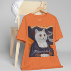 Quirky cat parody t-shirt with Meowna Lisa design, great for casual outfits and funny cat gifts.