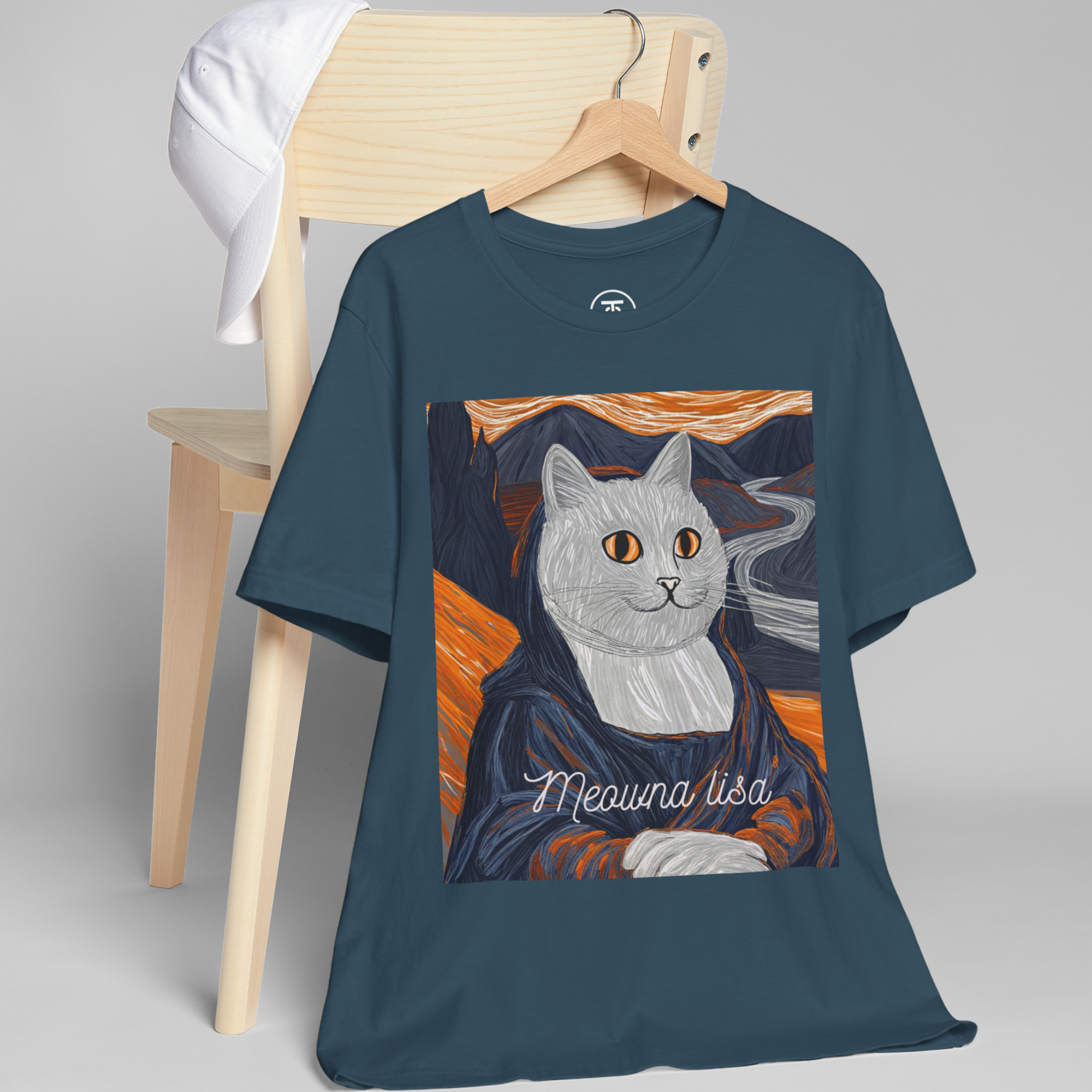 Meowna Lisa parody shirt with stylish cat artwork inspired by Mona Lisa, soft cotton streetwear tee.