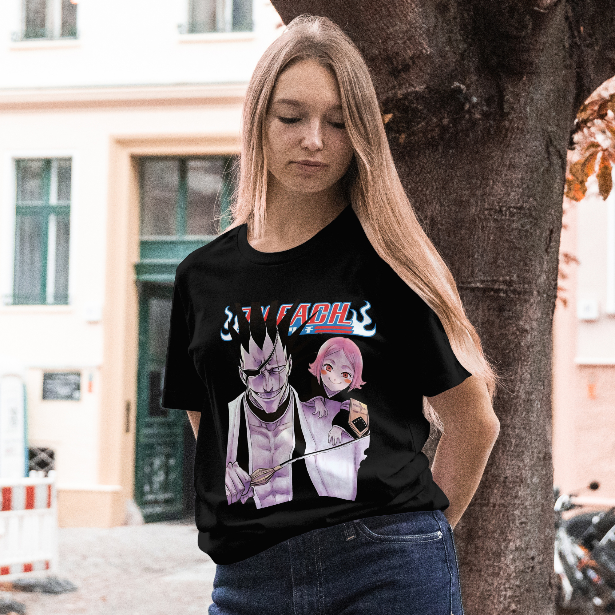"Anime fan clothing – Bleach Kenpachi and Yachiru manga style T-shirt"
